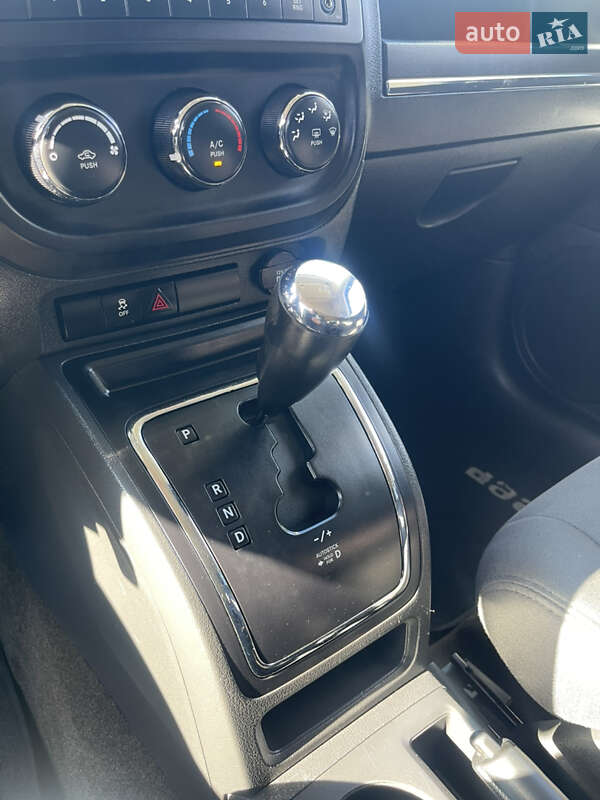 Позашляховик / Кросовер Jeep Patriot 2013 в Києві