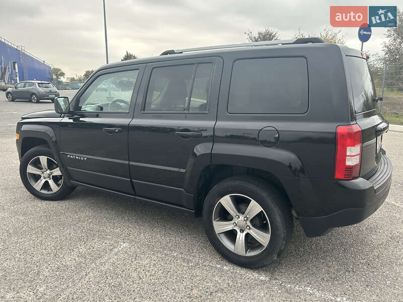 Позашляховик / Кросовер Jeep Patriot 2016 в Дніпрі