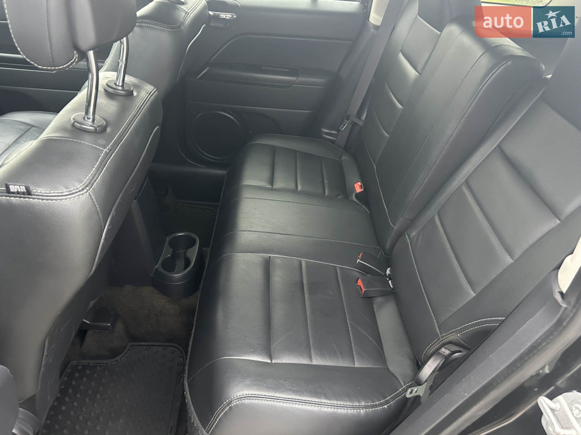 2016 Jeep Liberty (Patriot) - мініатюра 16