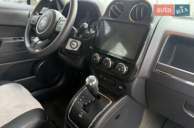 Внедорожник / Кроссовер Jeep Patriot 2015 в 