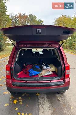 Позашляховик / Кросовер Jeep Patriot 2015 в  фото 7 Позашляховик / Кросовер Jeep Patriot 2015 в