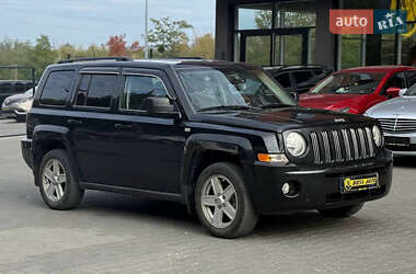Внедорожник / Кроссовер Jeep Patriot 2010 в Черновцах