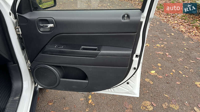 Позашляховик / Кросовер Jeep Patriot 2013 в Коростишеві