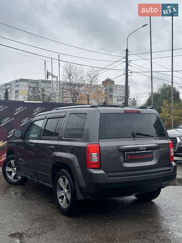 Внедорожник / Кроссовер Jeep Patriot 2016 в Сумах