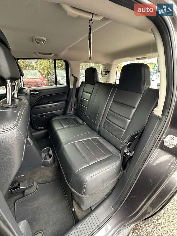 Внедорожник / Кроссовер Jeep Patriot 2016 в Сумах