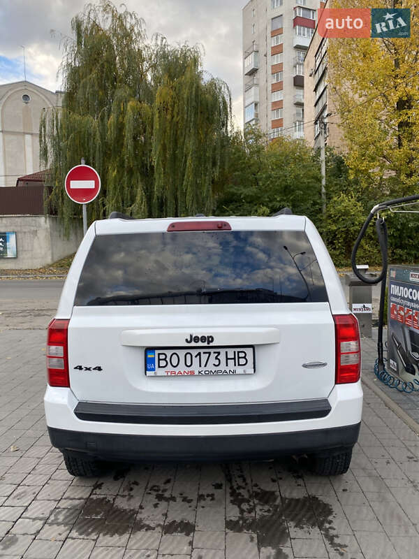 Внедорожник / Кроссовер Jeep Patriot 2016 в Тернополе