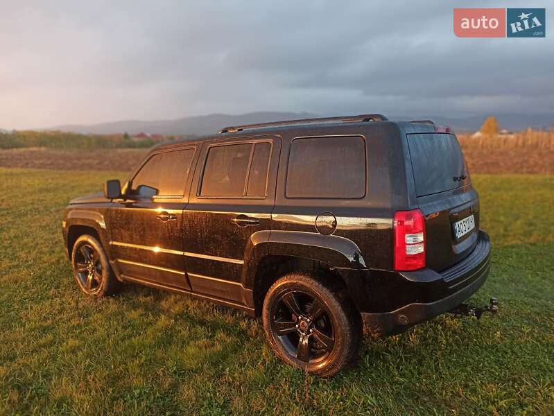 Внедорожник / Кроссовер Jeep Patriot 2014 в Иршаве
