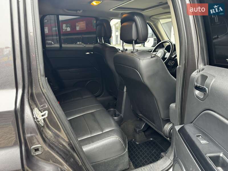 Позашляховик / Кросовер Jeep Patriot 2015 в Києві