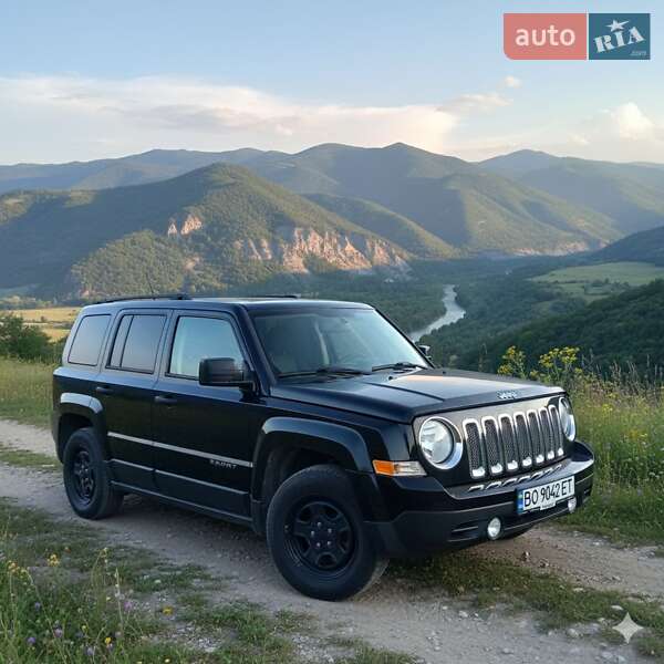 Внедорожник / Кроссовер Jeep Patriot 2014 в Тернополе