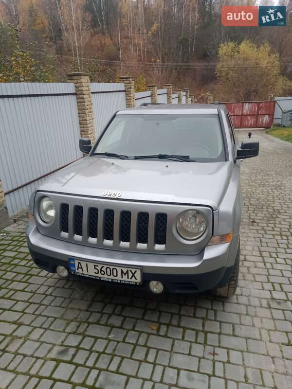Внедорожник / Кроссовер Jeep Patriot 2016 в Киеве