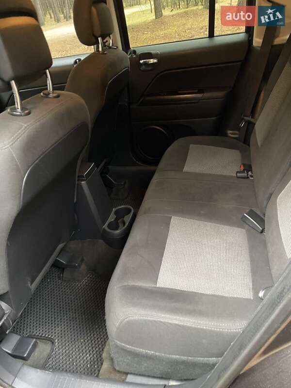 Внедорожник / Кроссовер Jeep Patriot 2016 в Вараше