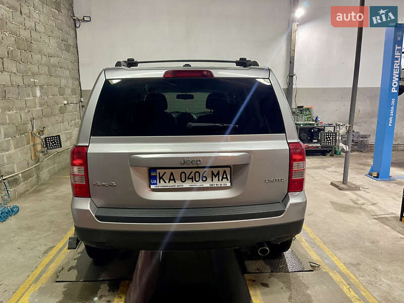 Внедорожник / Кроссовер Jeep Patriot 2014 в Киеве