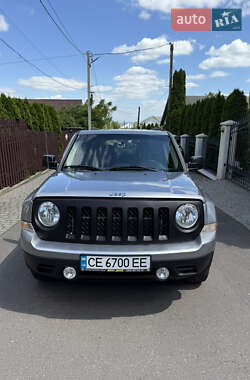 Позашляховик / Кросовер Jeep Patriot 2015 в Чернівцях