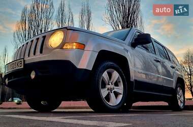 Позашляховик / Кросовер Jeep Patriot 2010 в Києві