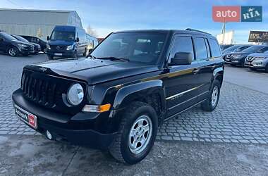 Позашляховик / Кросовер Jeep Patriot 2016 в Львові