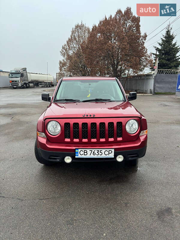 Внедорожник / Кроссовер Jeep Patriot 2015 в Киеве