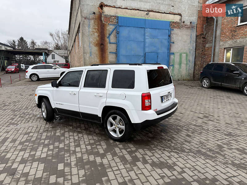 Позашляховик / Кросовер Jeep Patriot 2014 в Рівному