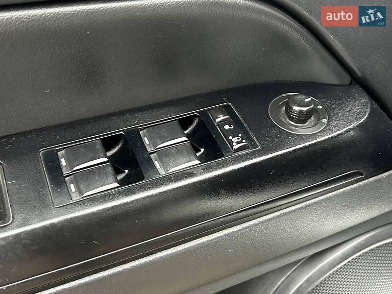 Позашляховик / Кросовер Jeep Patriot 2012 в Києві