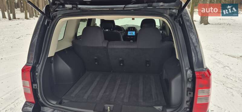 Позашляховик / Кросовер Jeep Patriot 2014 в Дубні