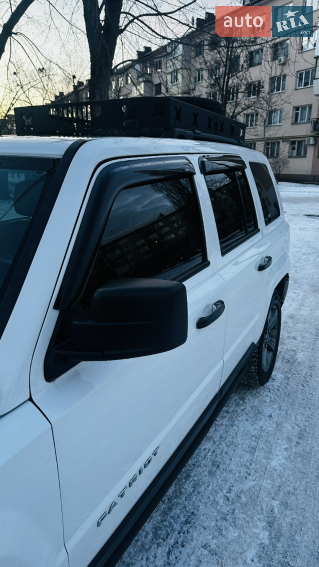 2015 Jeep Liberty (Patriot) - мініатюра 2