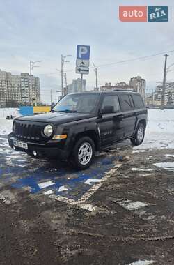 Внедорожник / Кроссовер Jeep Patriot 2015 в Киеве