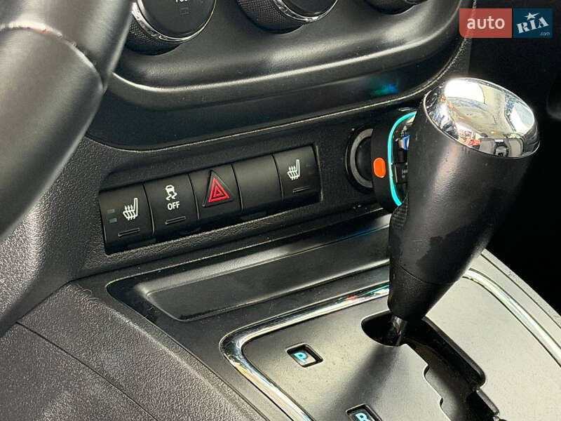 Позашляховик / Кросовер Jeep Patriot 2012 в Харкові