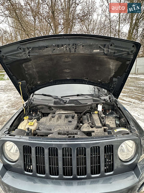 Внедорожник / Кроссовер Jeep Patriot 2008 в Николаеве