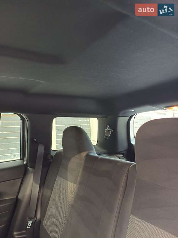 Внедорожник / Кроссовер Jeep Patriot 2015 в Львове