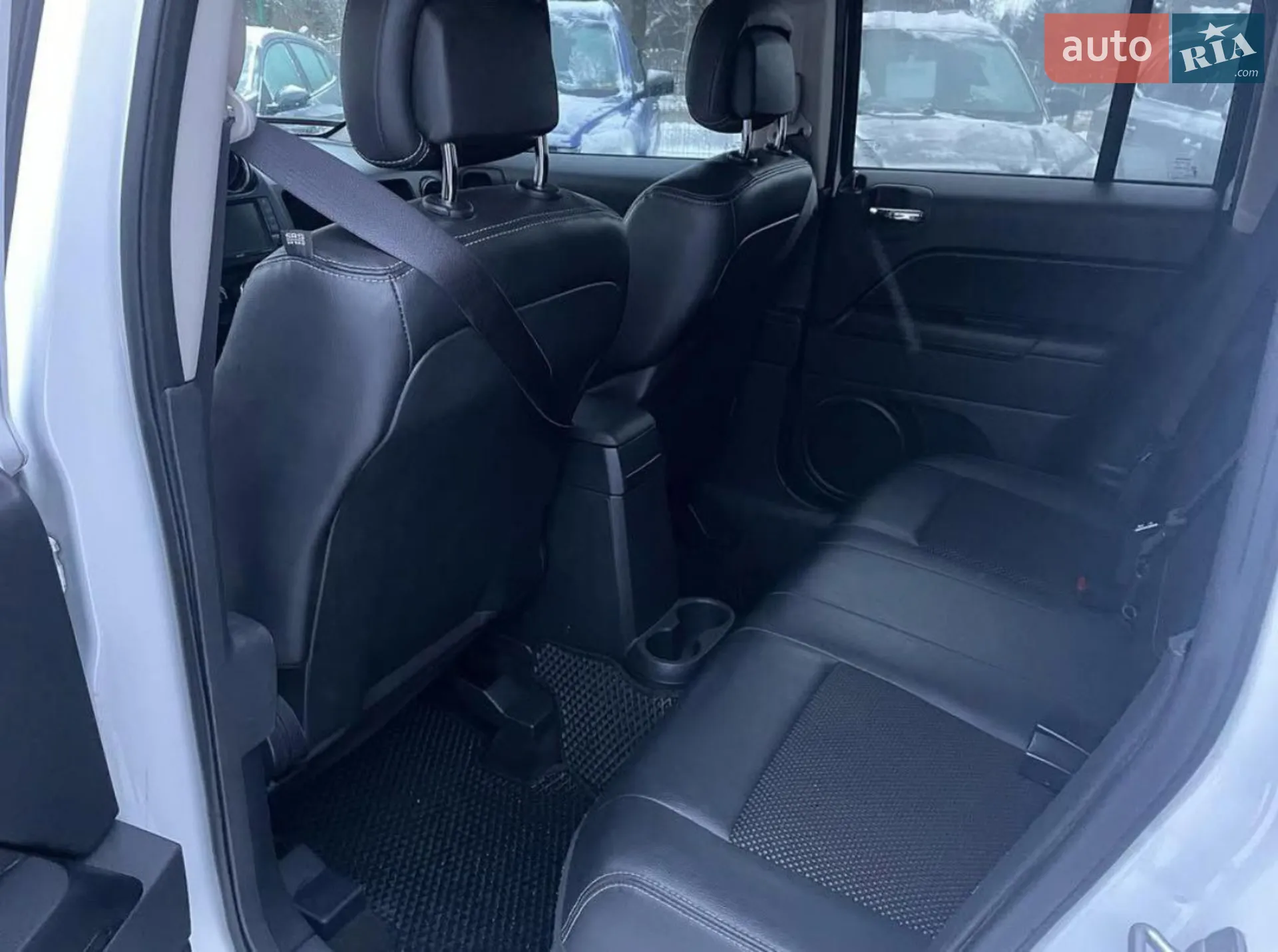 2016 Jeep Liberty (Patriot) - мініатюра 5