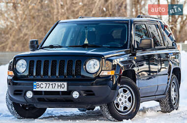 Позашляховик / Кросовер Jeep Patriot 2015 в Львові