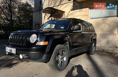 Внедорожник / Кроссовер Jeep Patriot 2015 в Ужгороде