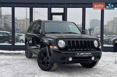 Внедорожник / Кроссовер Jeep Patriot 2015 в Киеве