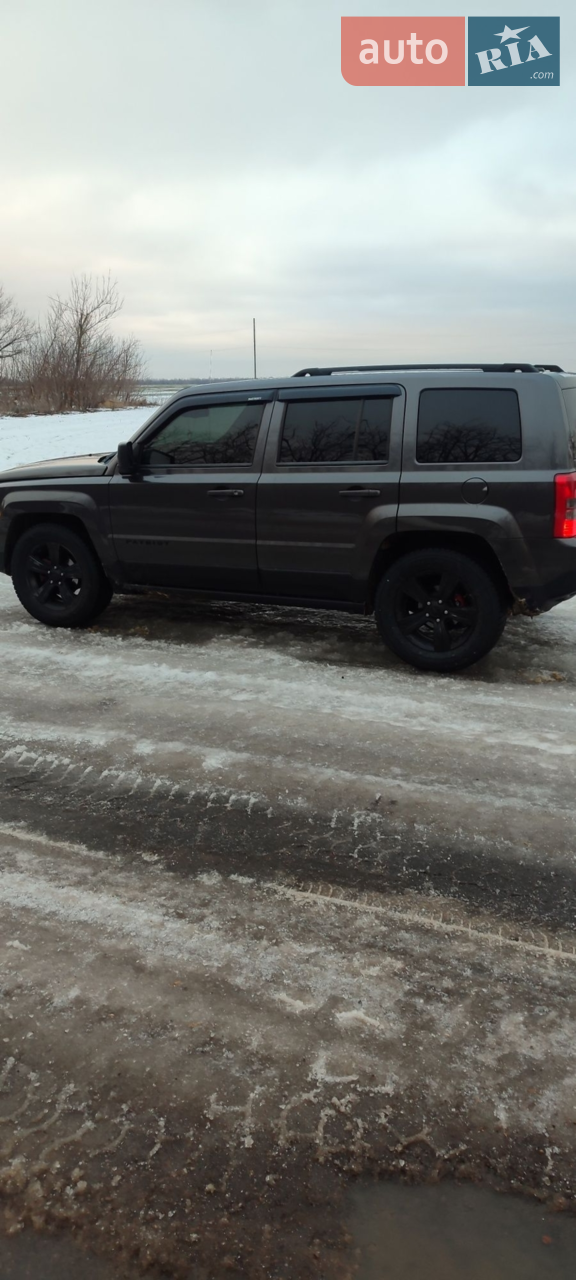 2016 Jeep Liberty (Patriot) - мініатюра 16