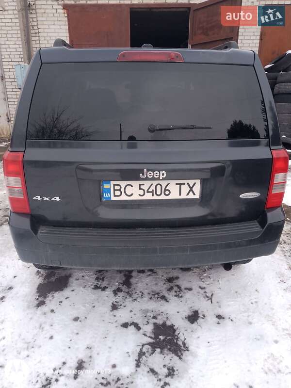 Внедорожник / Кроссовер Jeep Patriot 2013 в Жовкве