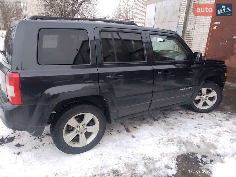 Внедорожник / Кроссовер Jeep Patriot 2013 в Жовкве