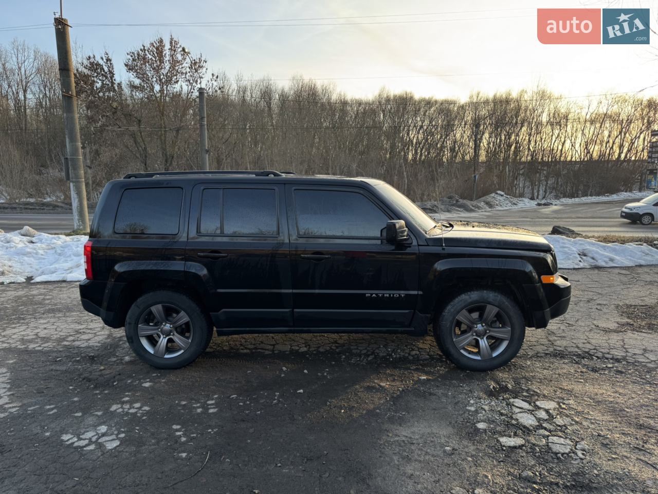 2015 Jeep Liberty (Patriot) - мініатюра 13