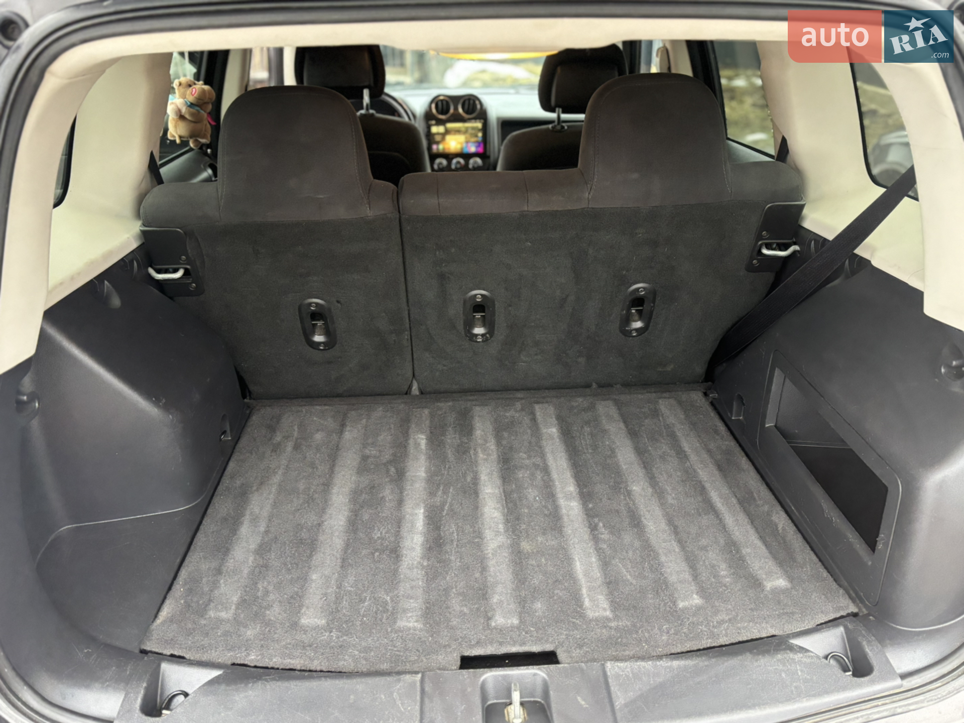 2015 Jeep Liberty (Patriot) - мініатюра 12
