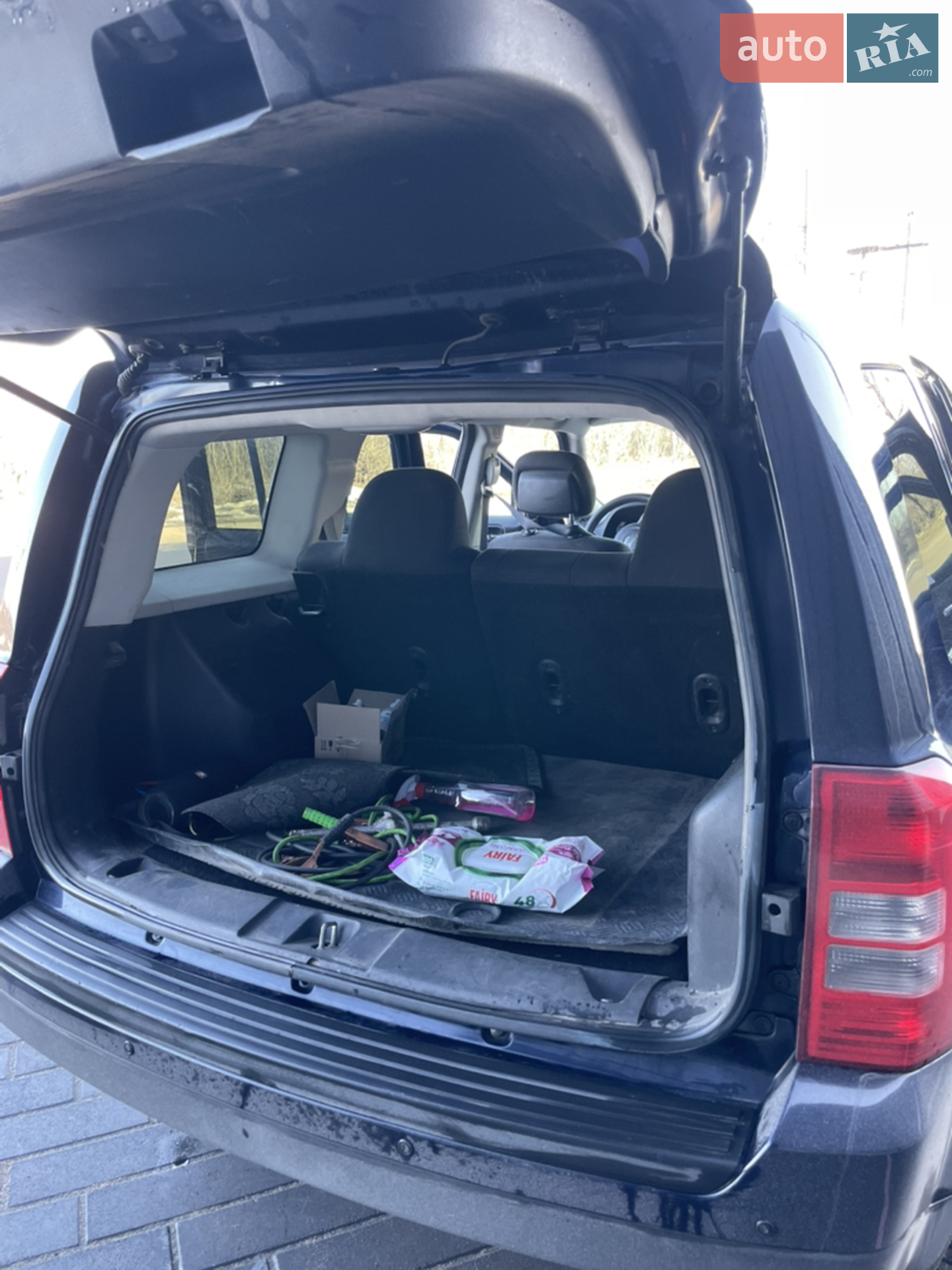 2015 Jeep Liberty (Patriot) - мініатюра 8