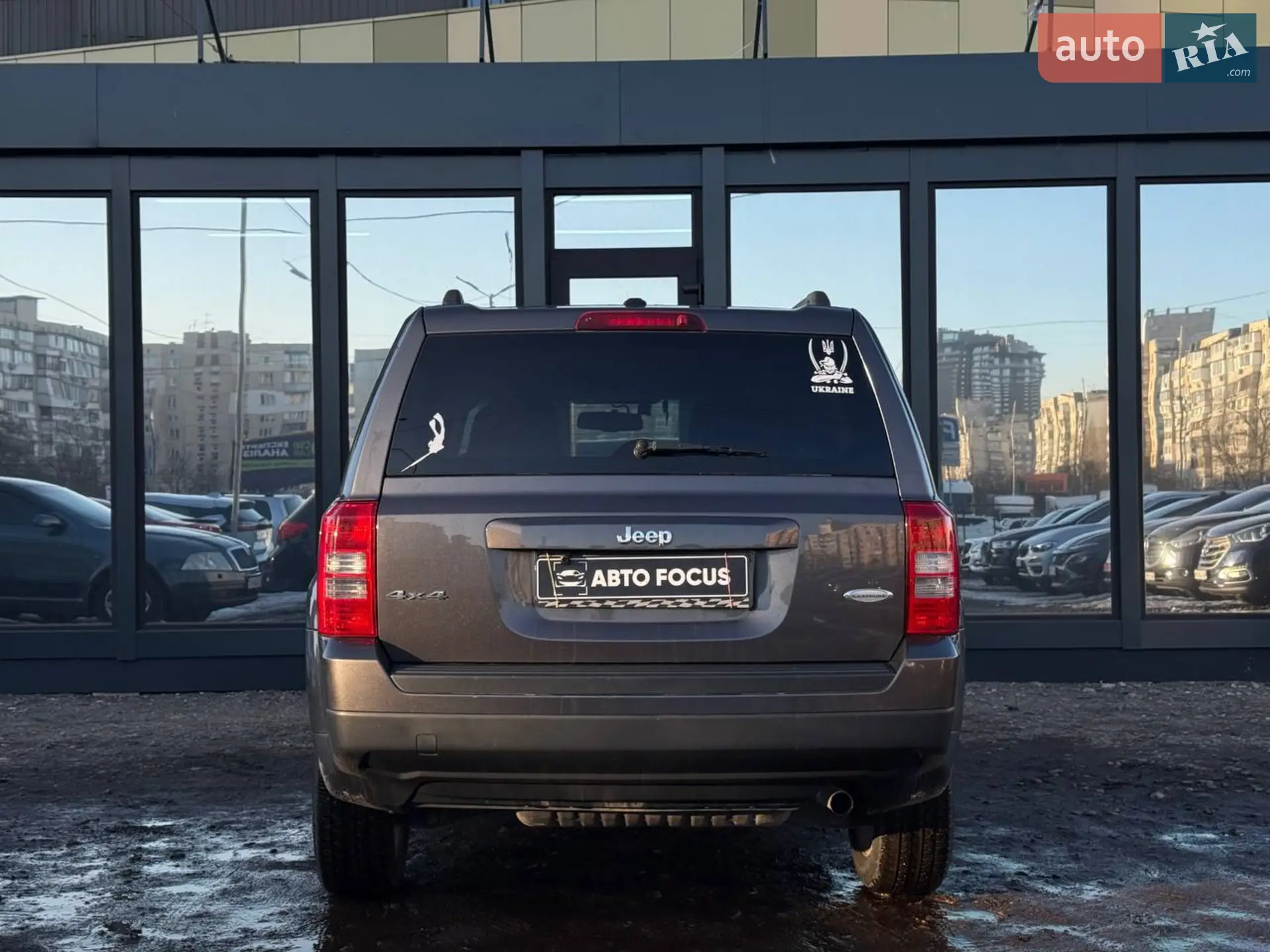 2015 Jeep Liberty (Patriot) - мініатюра 7