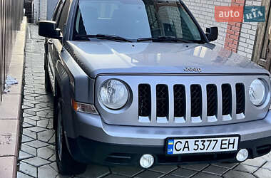Внедорожник / Кроссовер Jeep Patriot 2015 в Умани