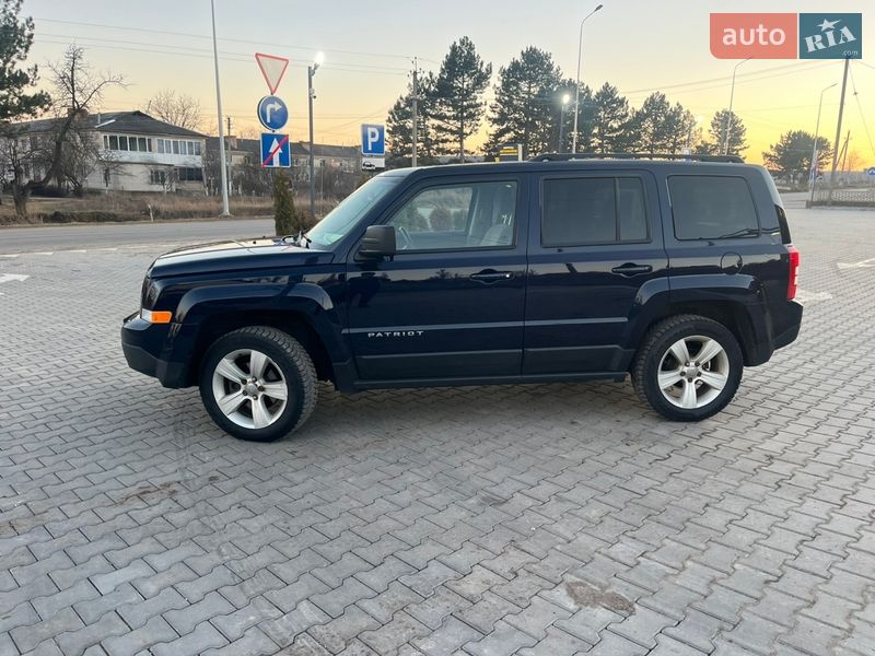 Внедорожник / Кроссовер Jeep Patriot 2013 в Ямполе