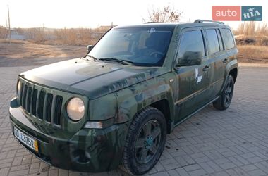 Внедорожник / Кроссовер Jeep Patriot 2008 в Краматорске