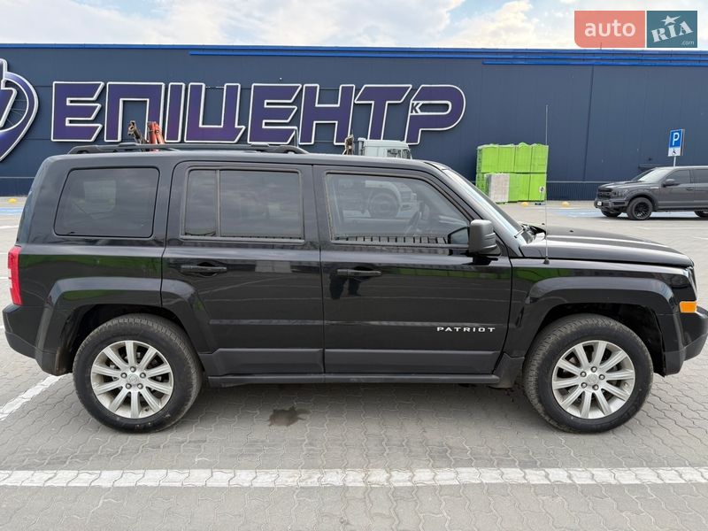Внедорожник / Кроссовер Jeep Patriot 2015 в Ивано-Франковске