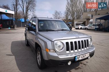 Позашляховик / Кросовер Jeep Patriot 2015 в Запоріжжі