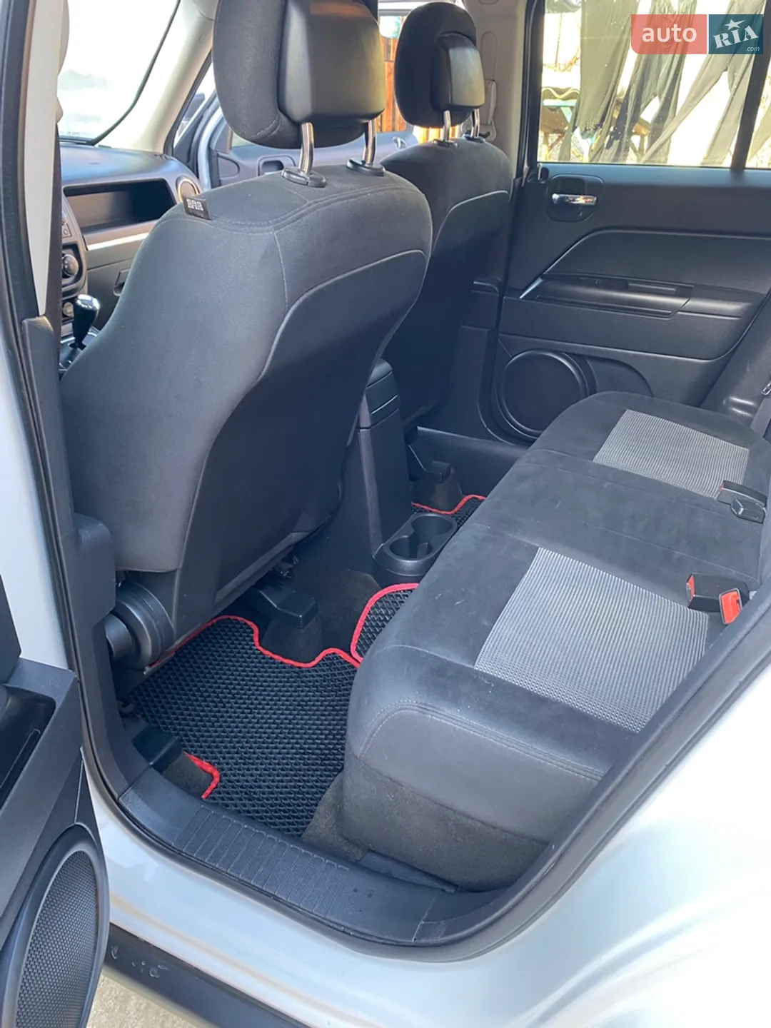 2014 Jeep Liberty (Patriot) - мініатюра 18