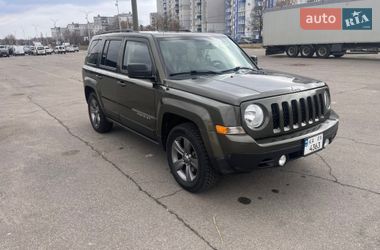 Позашляховик / Кросовер Jeep Patriot 2015 в Чернігові