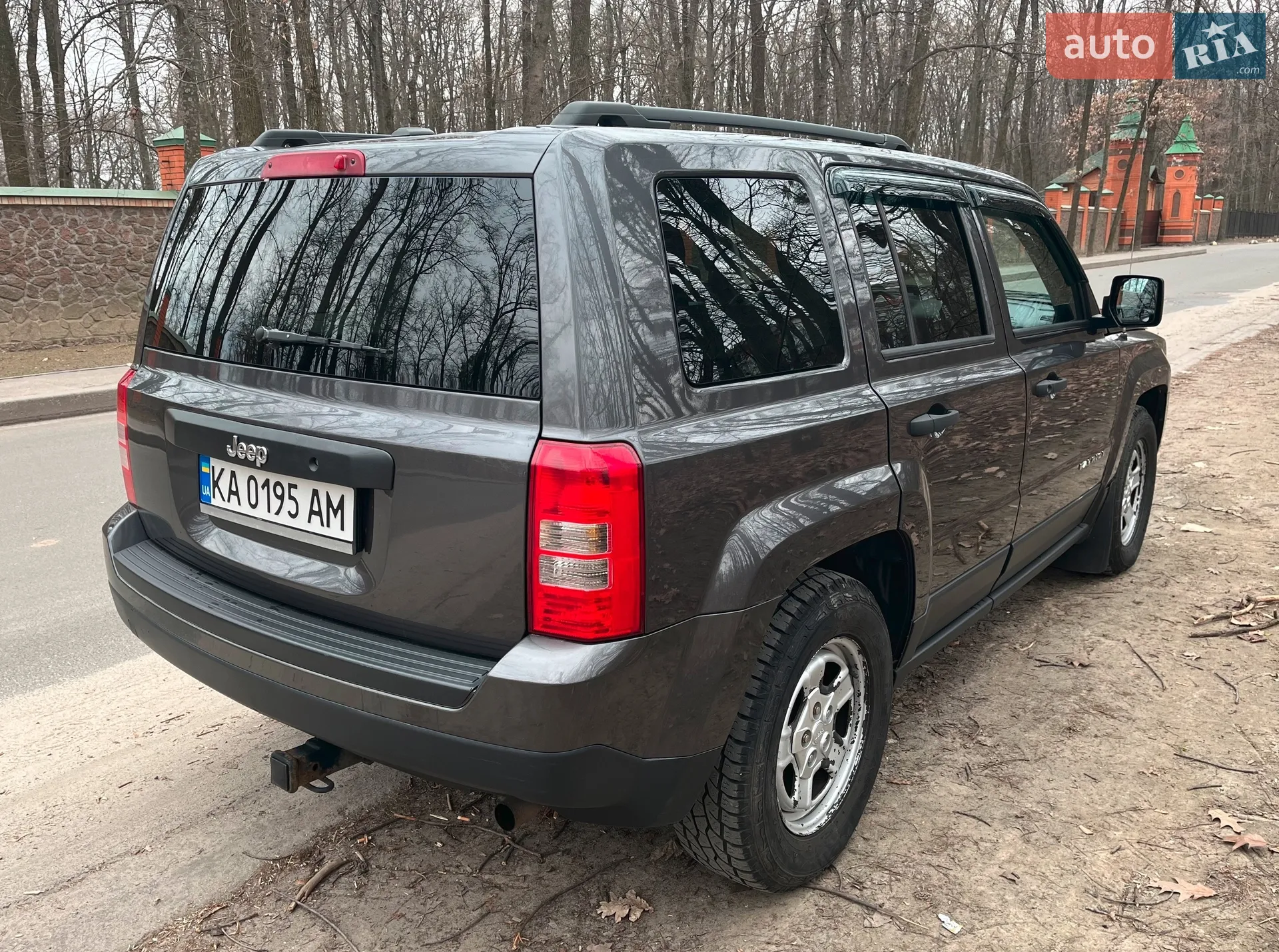 2015 Jeep Liberty (Patriot) - мініатюра 6