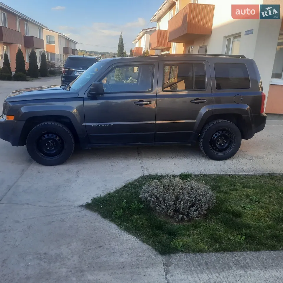 2016 Jeep Liberty (Patriot) - мініатюра 13