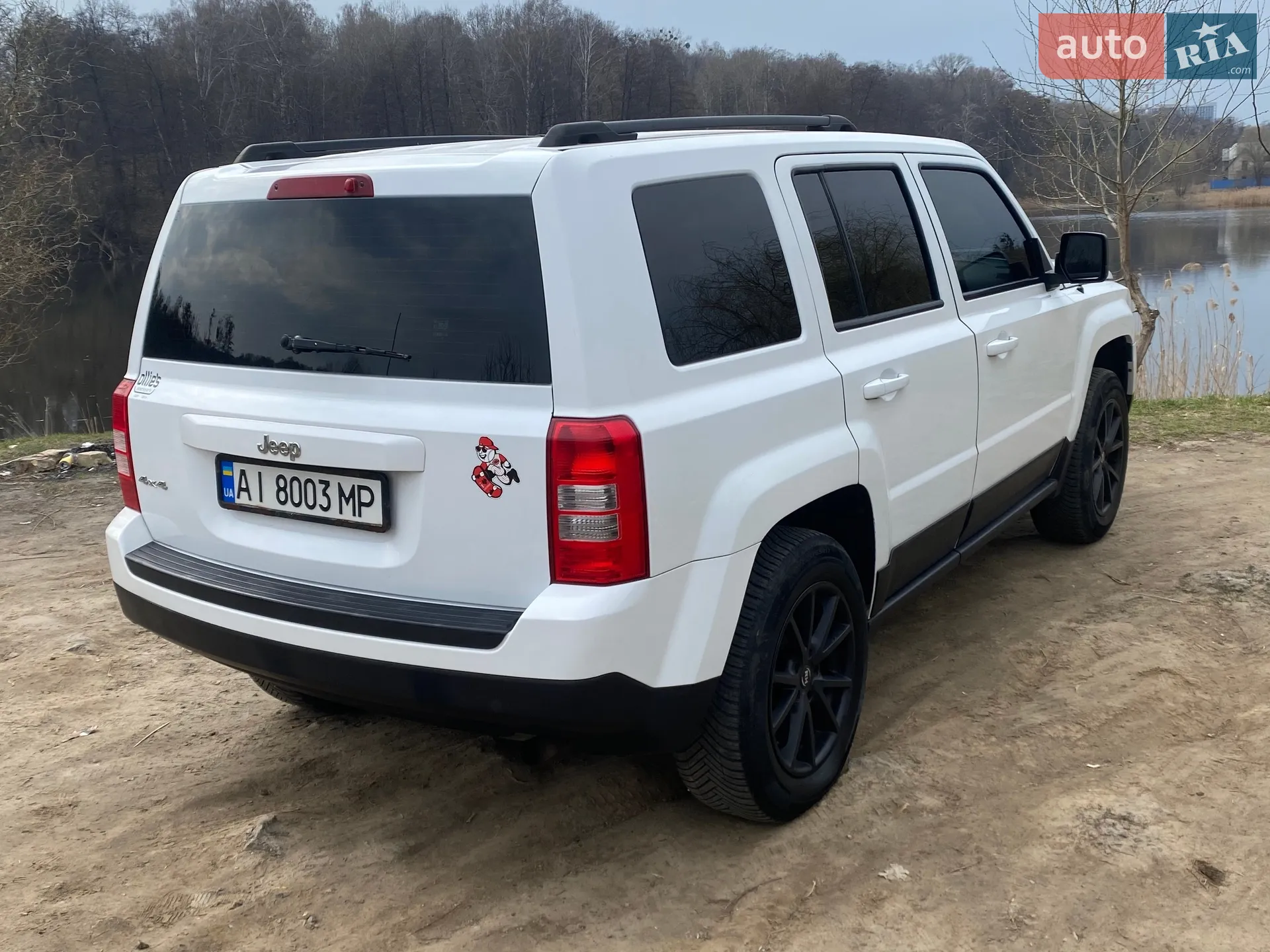 2014 Jeep Liberty (Patriot) - мініатюра 3