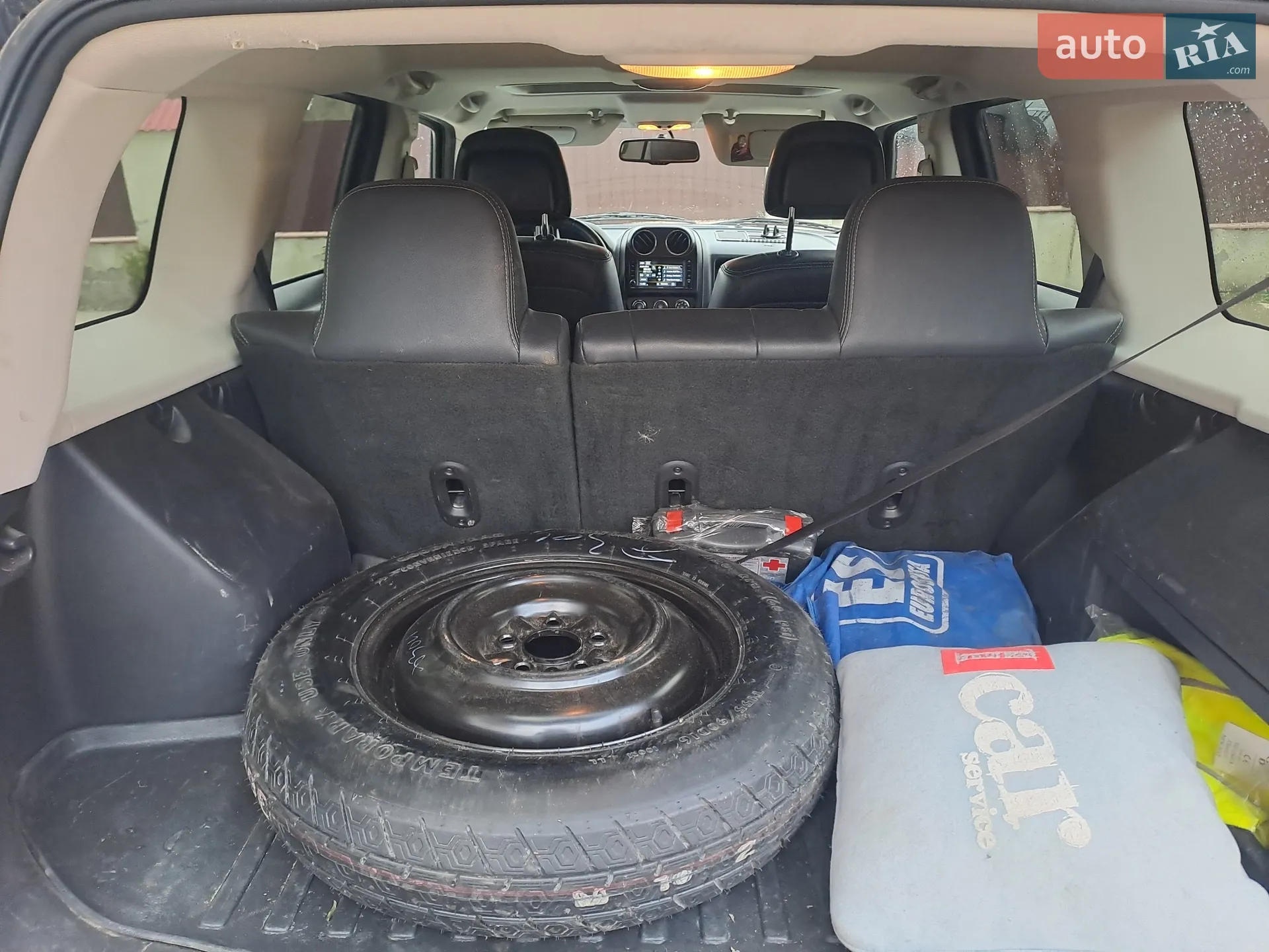 2016 Jeep Liberty (Patriot) - мініатюра 3